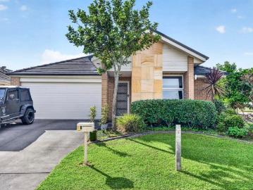 Modern Family Living with Open Plan Design & Alfresco Entertaining!