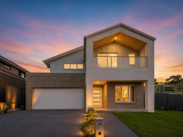 Modern Family Living with Coast & City Connections