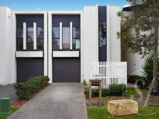 Modern Family Living with Community Facilities