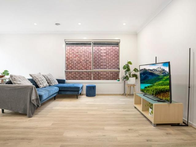 Modern Family Living with Comfort & Convenience!