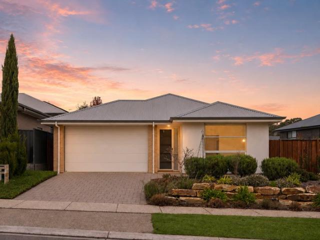 Modern Family Living with Comfort & Convenience