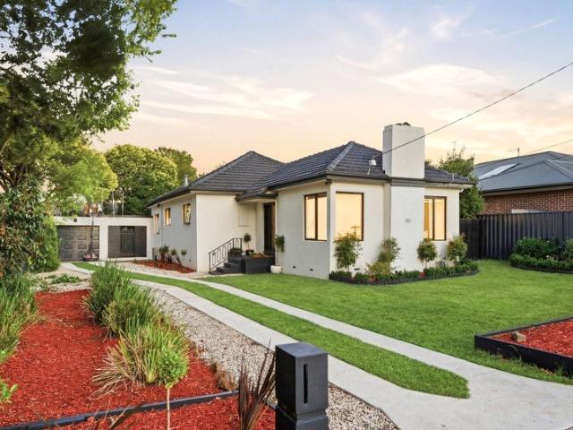 Contemporary Comfort, Effortless Entertaining & Box Hill High School Zone