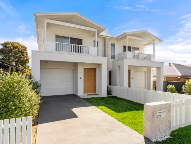 Modern Family Living with Entertaining Appeal and pool