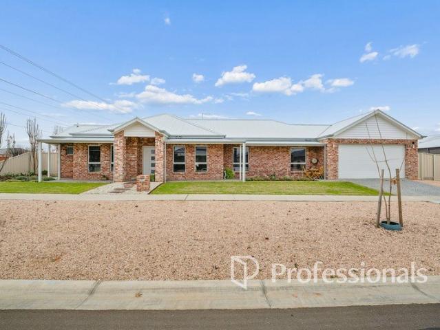 Modern Family Living with Great Side Access