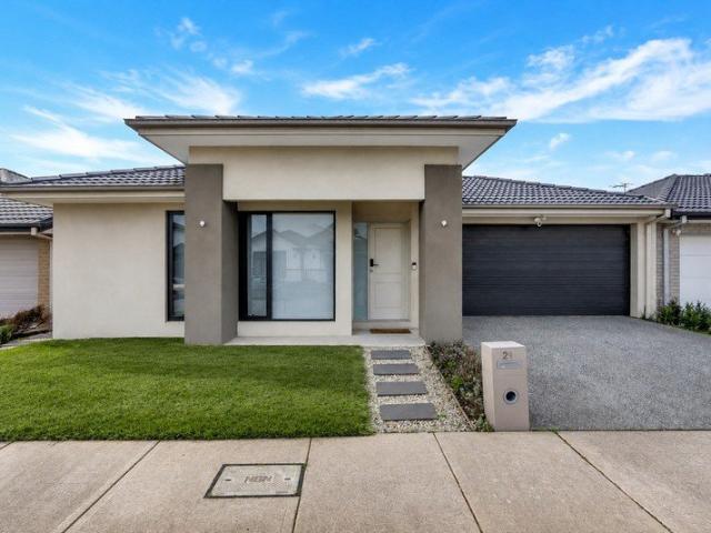 Modern Family Living with Low Maintenance Appeal