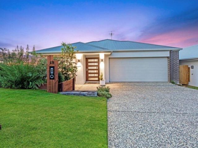 Modern Family Living with Premium Comfort & Exceptional Outdoor Potential