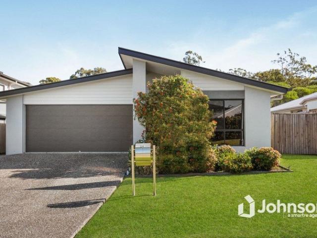 Modern Family Living with Room to Move