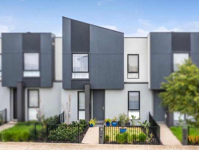 Modern Family Living with Strong Investment Appeal