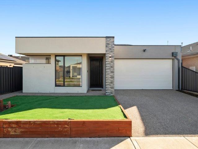 Modern Family Living with Style, Space & Comfort