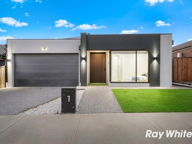 Modern Family Living with Style, Space & Comfort