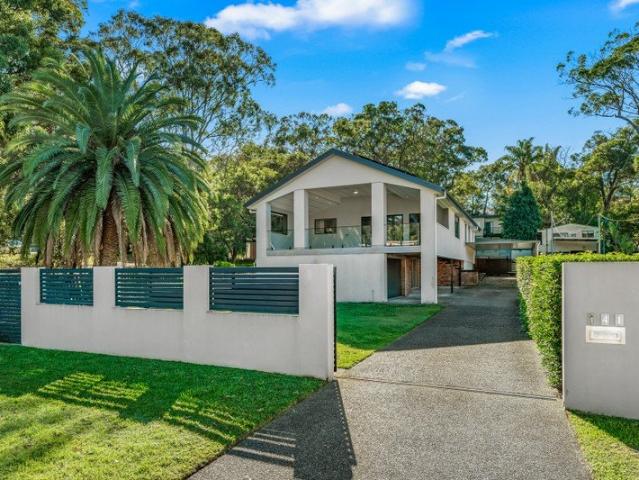 Modern Family Living with Swim Spa, Sauna & Entertainer's Appeal