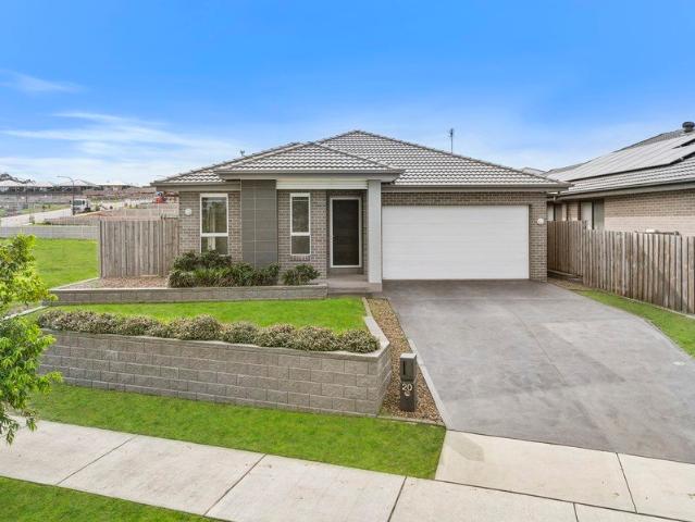 Modern Family Living with Scenic Outlook in Sought After Chisholm