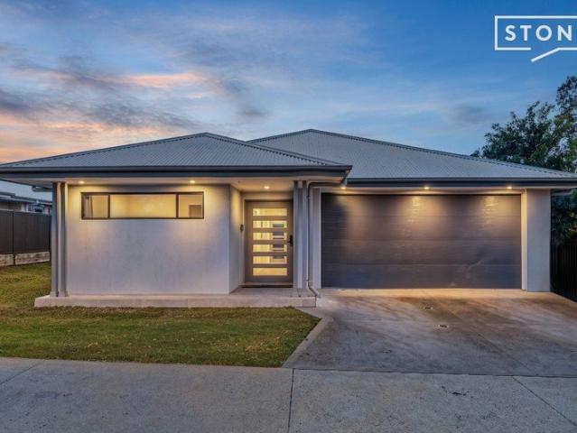 Modern Family Living with Side Access & No Strata Fees