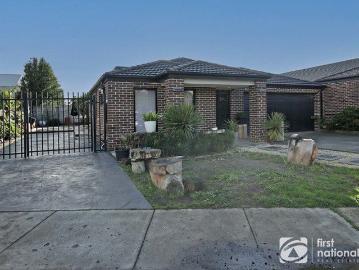 Modern Family Living with Side Access in a Prime Cranbourne West Location