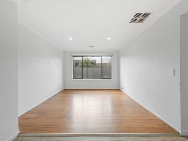 Modern Family Living with Side Access in a Prime Delacombe Location