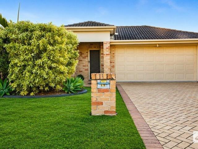 MODERN FAMILY LIVING WITH SIDE ACCESS INVEST OR MOVE STRAIGHT IN!