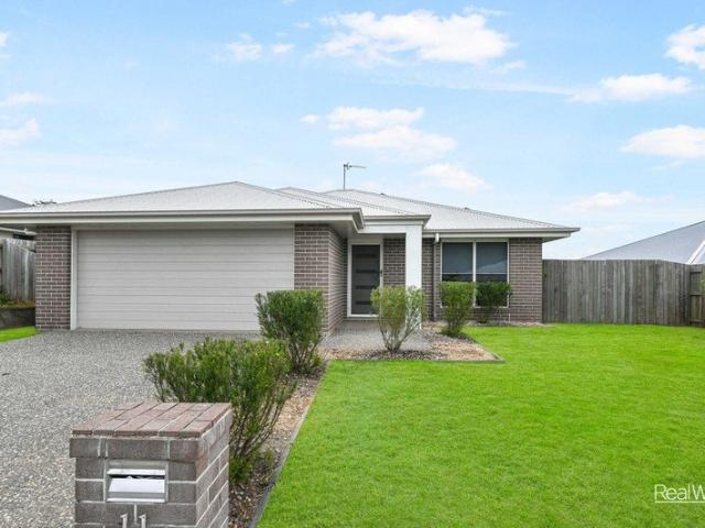 Modern Family Living with Side Gate Access