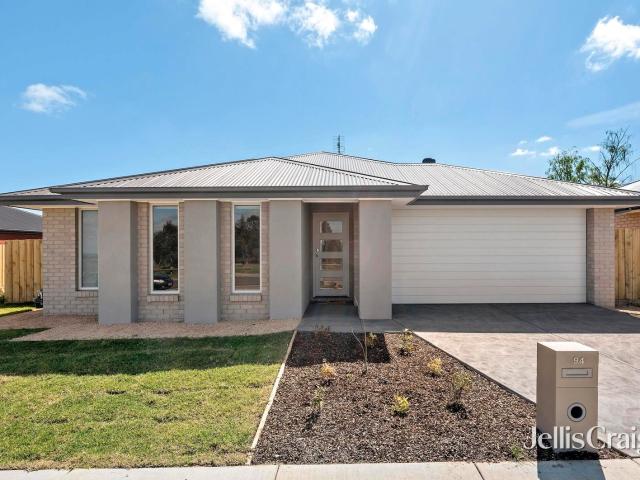 Modern Family Living with Space and Comfort