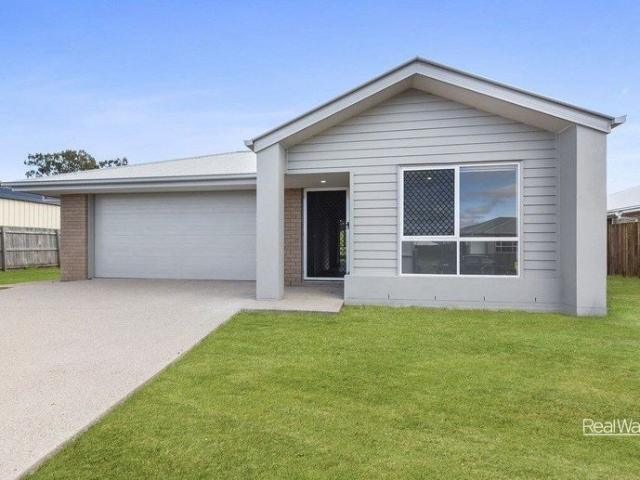 Modern Family Living with Space, Comfort & a Generous Backyard