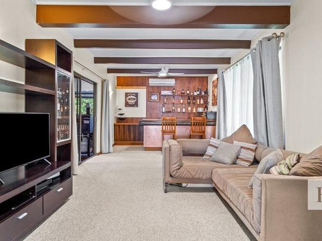 Spacious Family Living with Comfort, Space & Entertaining Appeal