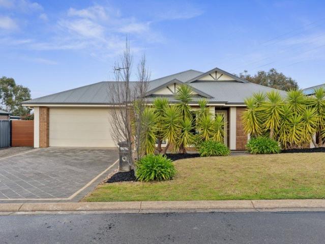 Modern Family Living with Space, Storage & Caravan Access in Bluestone Estate