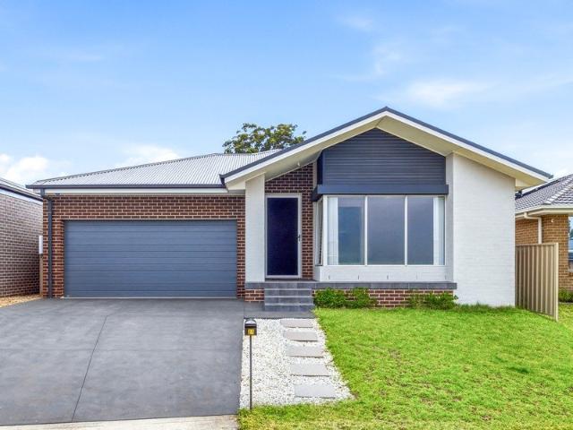 Modern Family Living with Space, Style and Comfort With Solar!
