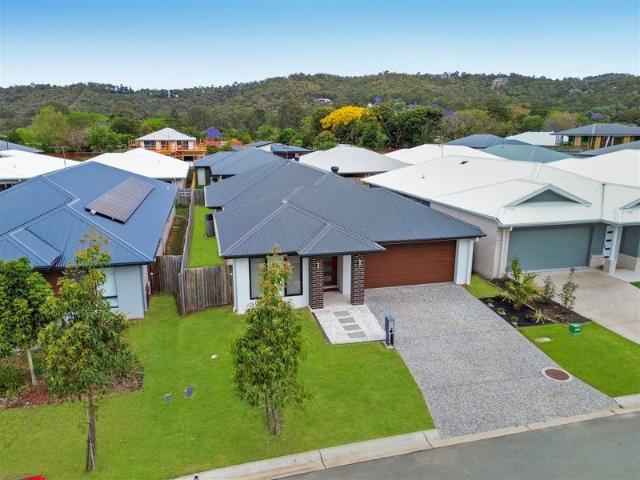 Modern Family Living with Space, Style and Flexibility