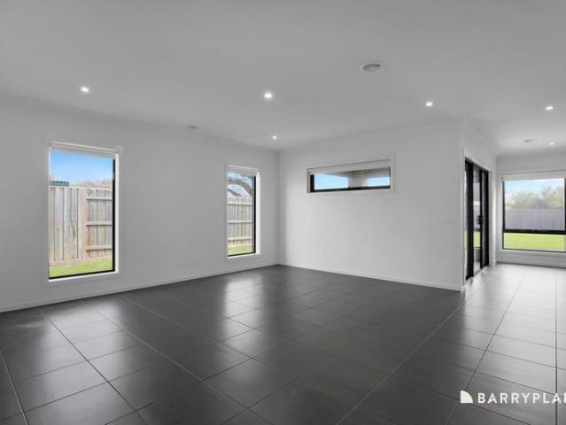 Modern Family Living with Space, Style & Convenience