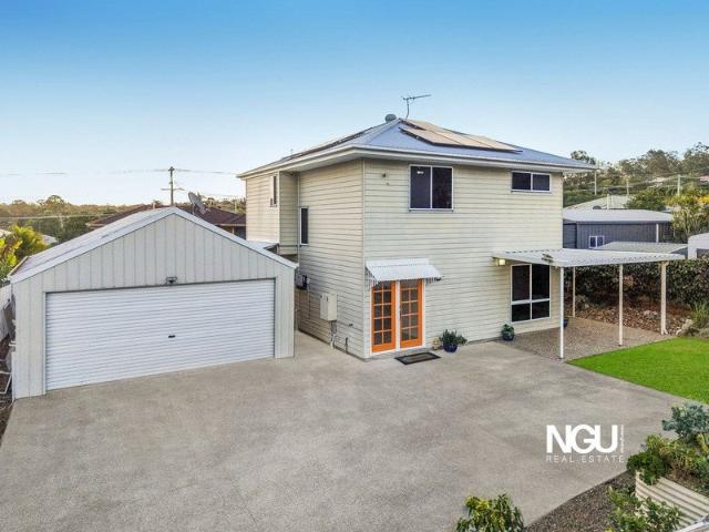 Modern Family Living with Space, Style & Plenty of Extras!