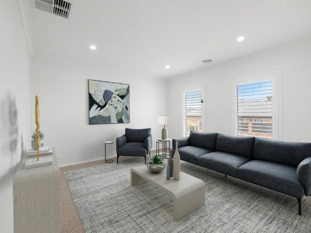 Modern Family Living with Space, Style & Solar Savings