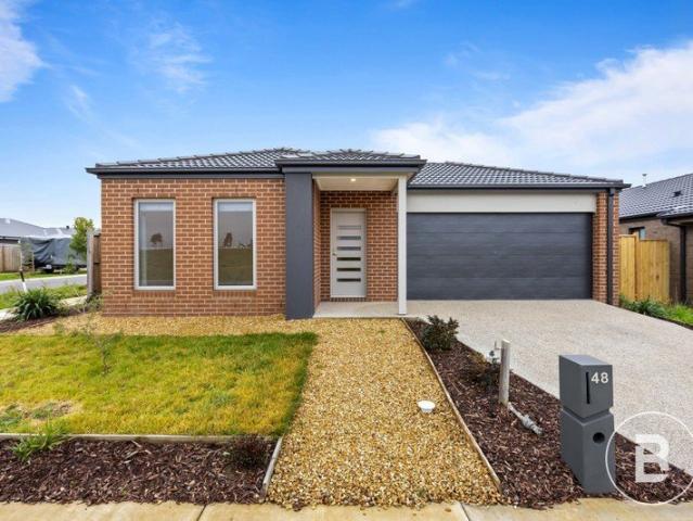 MODERN FAMILY LIVING WITH SPACE, STYLE & VERSATILITY
