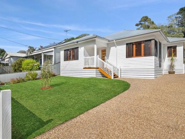 MODERN FAMILY LIVING WITH THE CONVENIENCE OF BEING SOLD FURNISHED