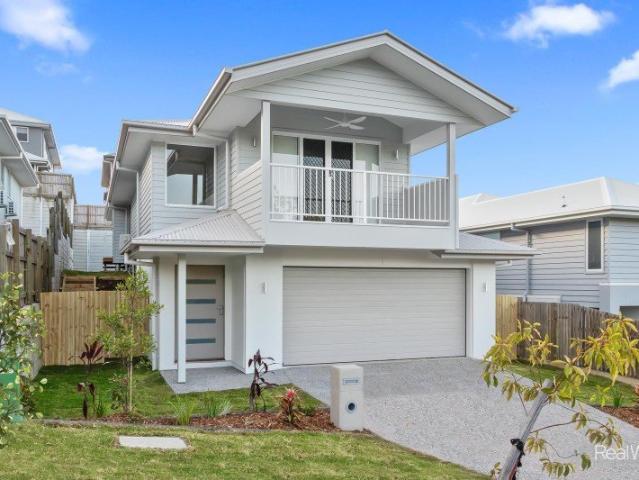 Modern Family Living with Space to Enjoy