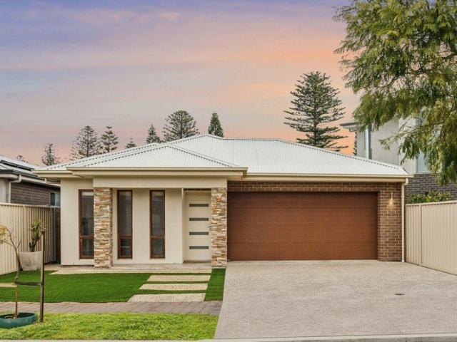 Modern Family Living with Space to Grow in Glenelg North