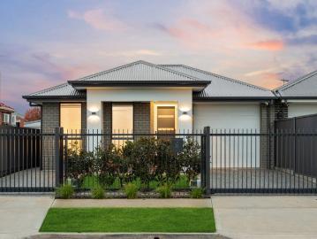 Modern Family Living with Space to Grow on a Generous 405sqm Allotment