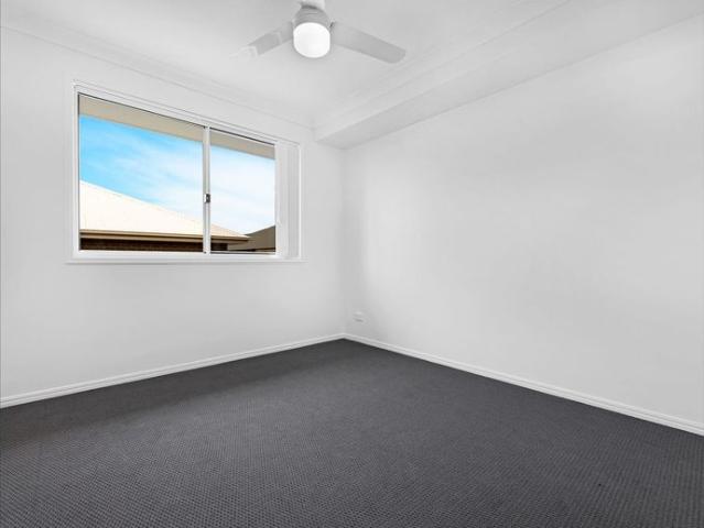 MODERN FAMILY LIVING WITH SPACE TO SPARE