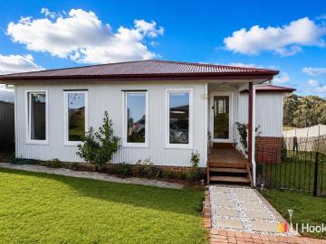 Modern Family Living with Space, Views & Convenience