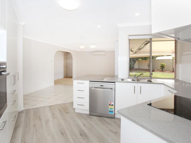 Modern Family Living with Spacious Backyard in a Peaceful Location