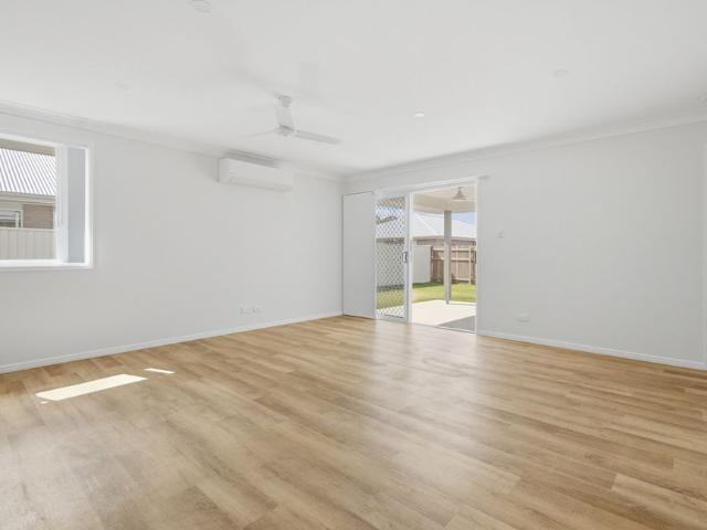 15 Hazelwood Street, Wondunna QLD 4655
