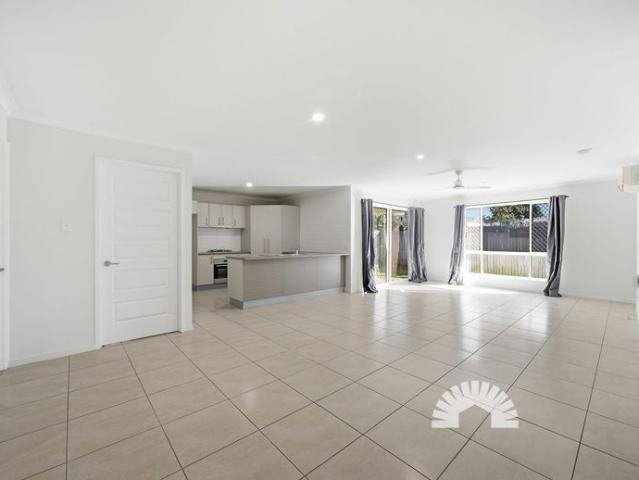 Modern Family Living | Air Conditioning | Covered Outdoor Entertaining