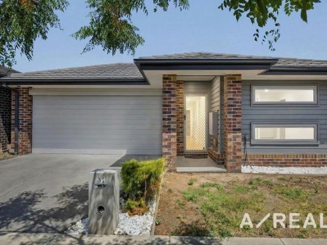 Modern Family Living at 31 Lancers Drive, Harkness