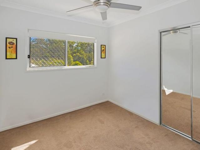 Modern Family Living Backing Onto Peaceful Bushland