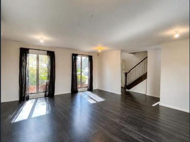 Modern Family Living in the Heart of Craigieburn