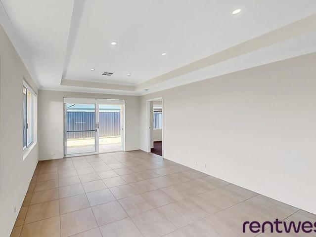Modern Family Living in the Heart of Baldivis