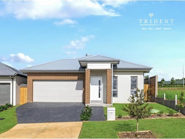 Modern Family Living in the Heart of Bingara Gorge