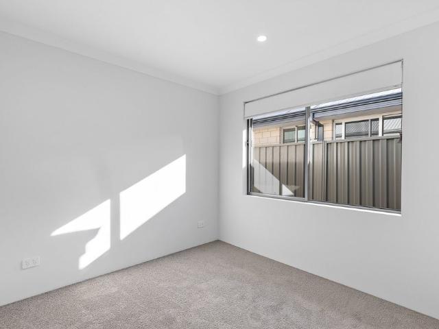 Modern Family Living in the Heart of Byford