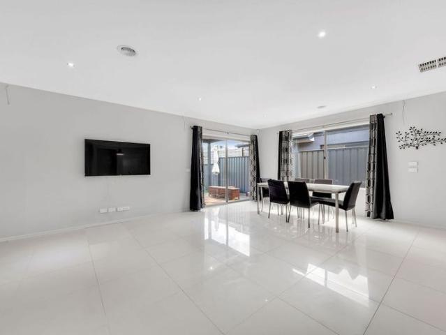 Modern Family Living in the Heart of Eucalypt Estate!