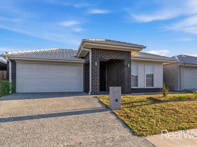 Modern Family Living in the Heart of Flagstone 10 Lunar Street