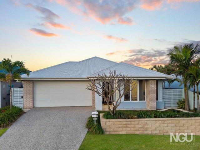 Modern Family Living in the Heart of Flagstone
