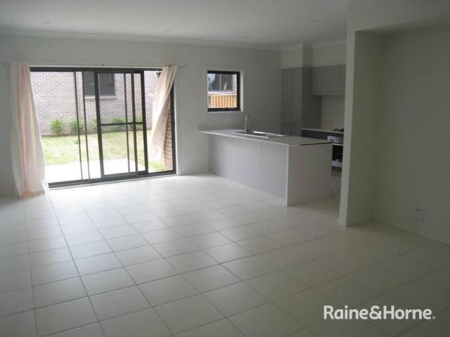 Modern Family Living in The Heart of Kellyville Ridge